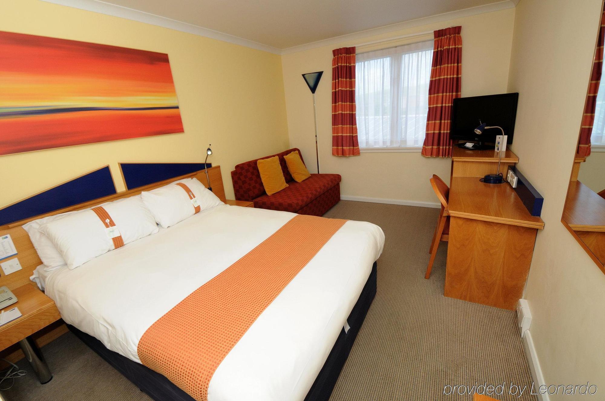 Holiday Inn Express Stirling, An Ihg Hotel Buitenkant foto